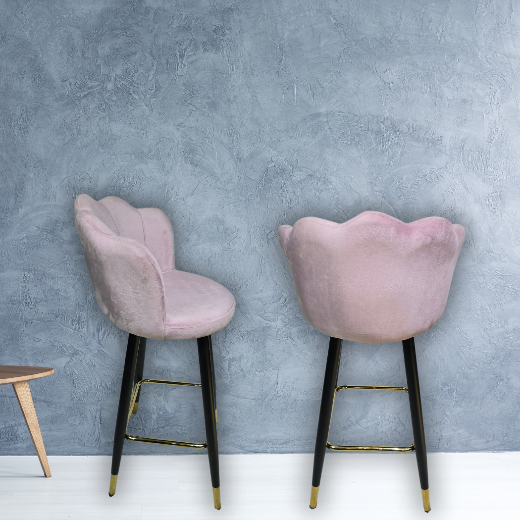 Dusty pink wavy top, black legs with gold bottoms and square metal ring between legs