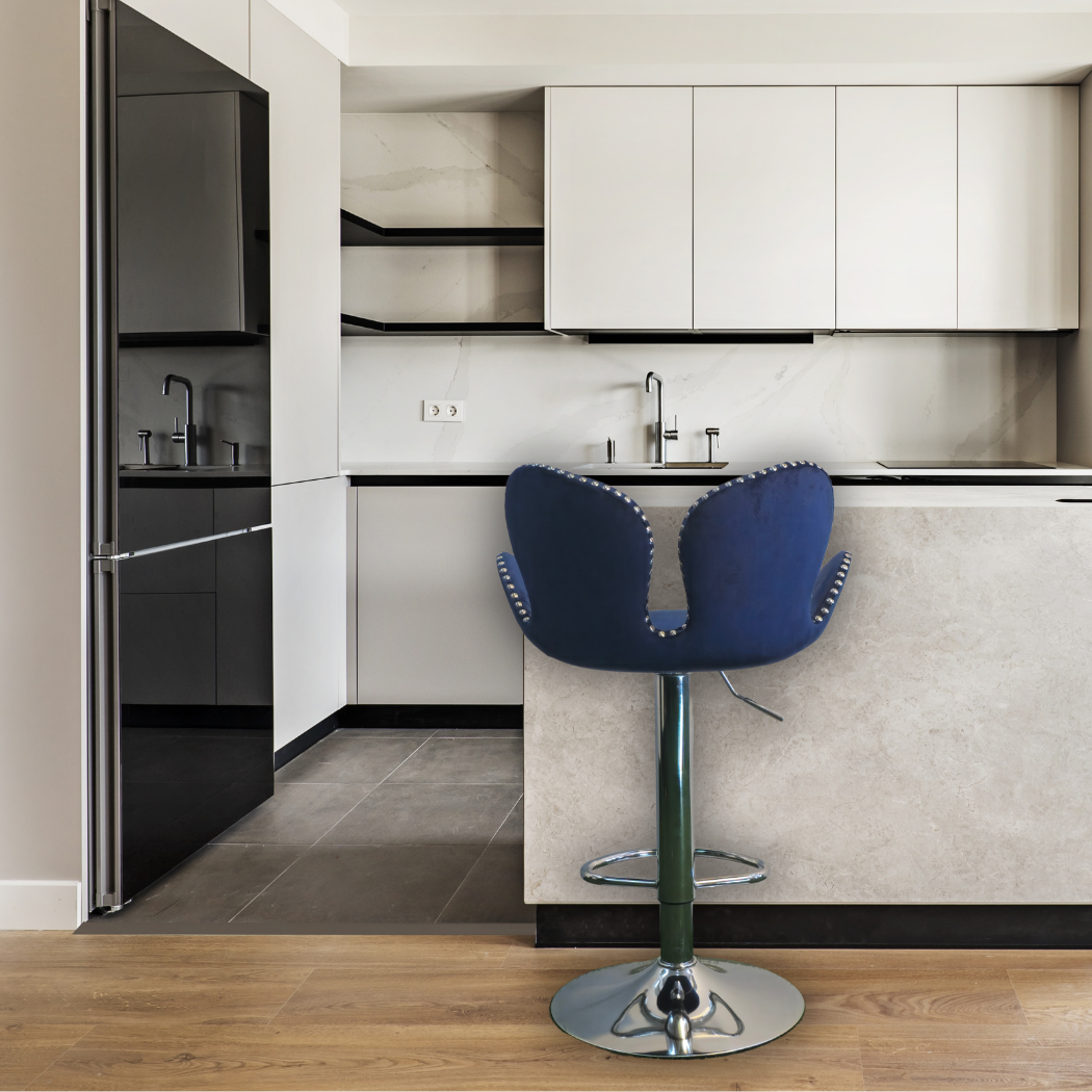 Royal blue, height adjustable, clover shape with silver stones around edges and silver pole leg with foot rest